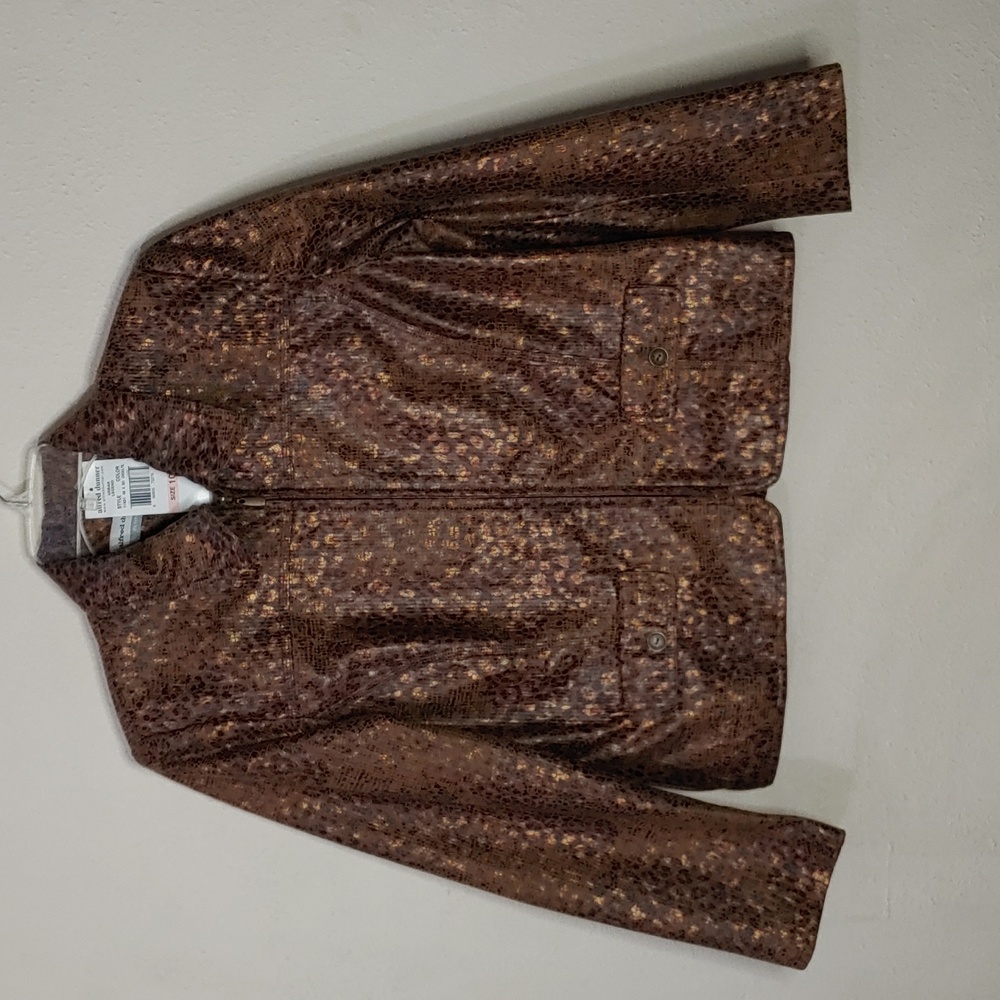 Alfred Dunner Women's Size 10 Petite Faux Alligator print jacket. NWT